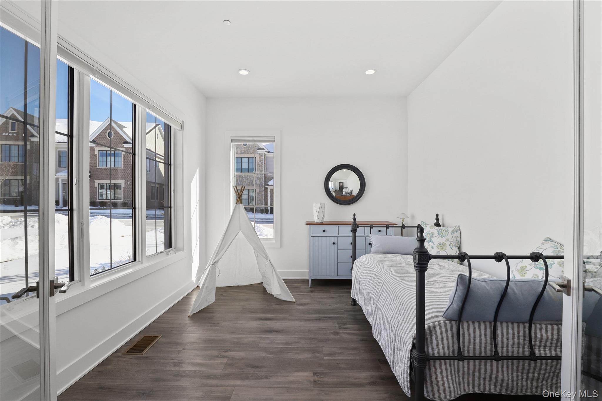 #14 photo, 2 Dewitt Drive, Chappaqua , NY 10514