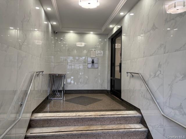 #5 photo, 2220 Burnett Street, 브루클린 Brooklyn , NY 11229