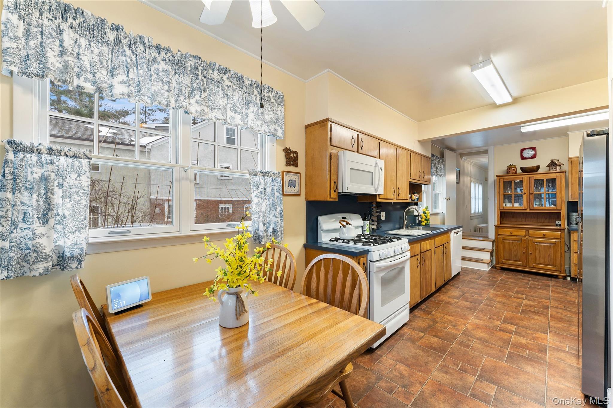 #10 photo, 18 Tunstall Road, Scarsdale , NY 10583