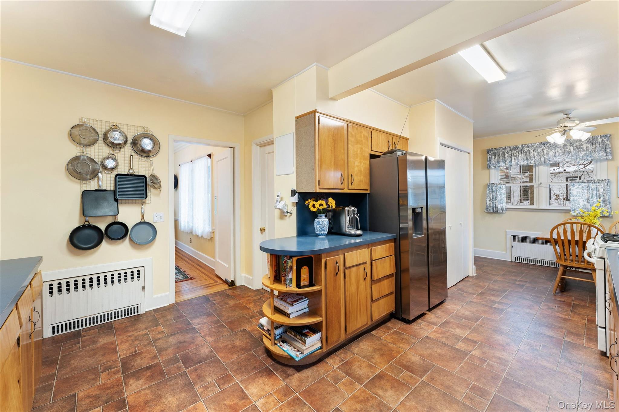 #11 photo, 18 Tunstall Road, Scarsdale , NY 10583