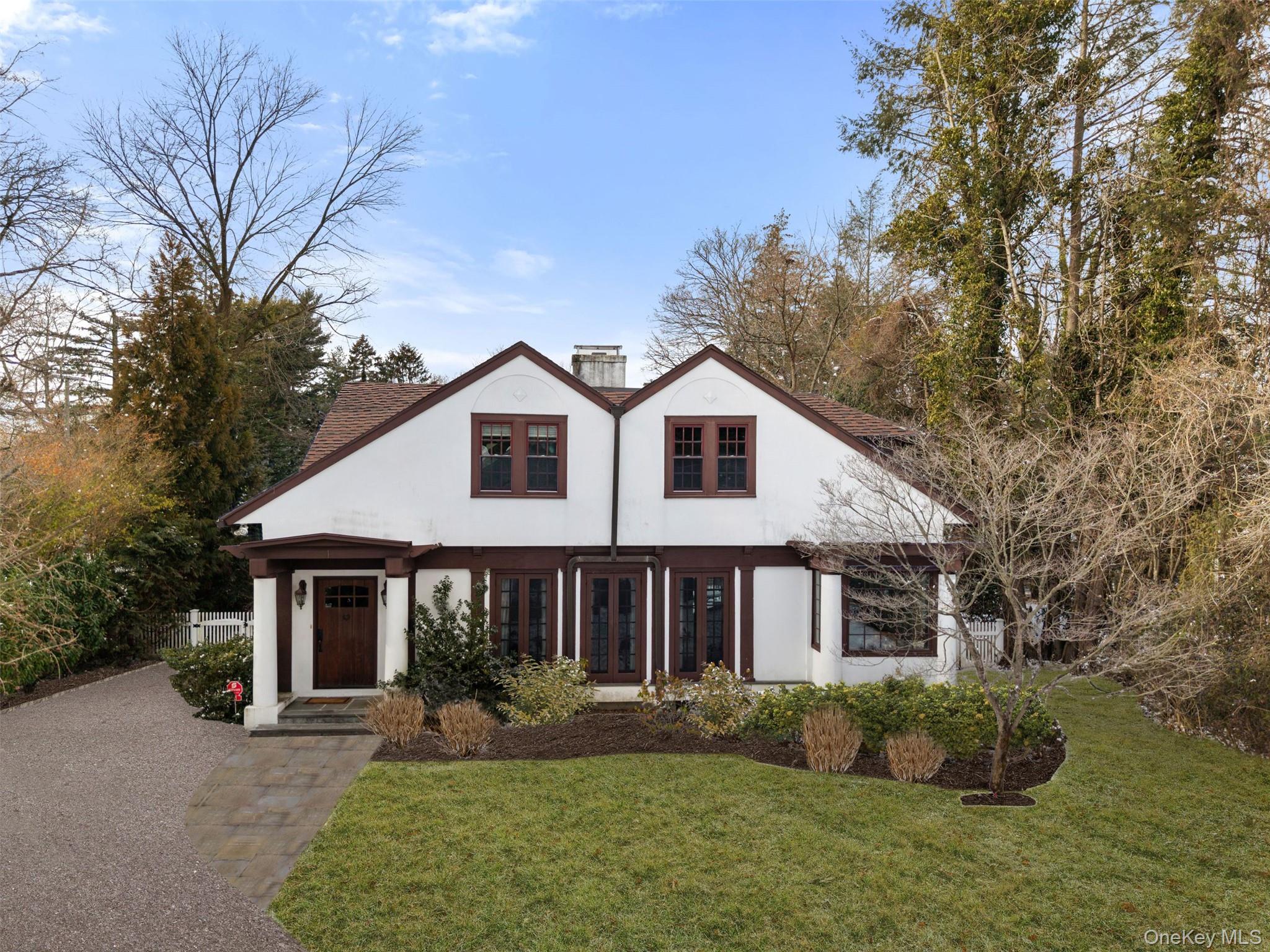 #1 photo, 1 Elmdorf Drive, Scarsdale , NY 10583