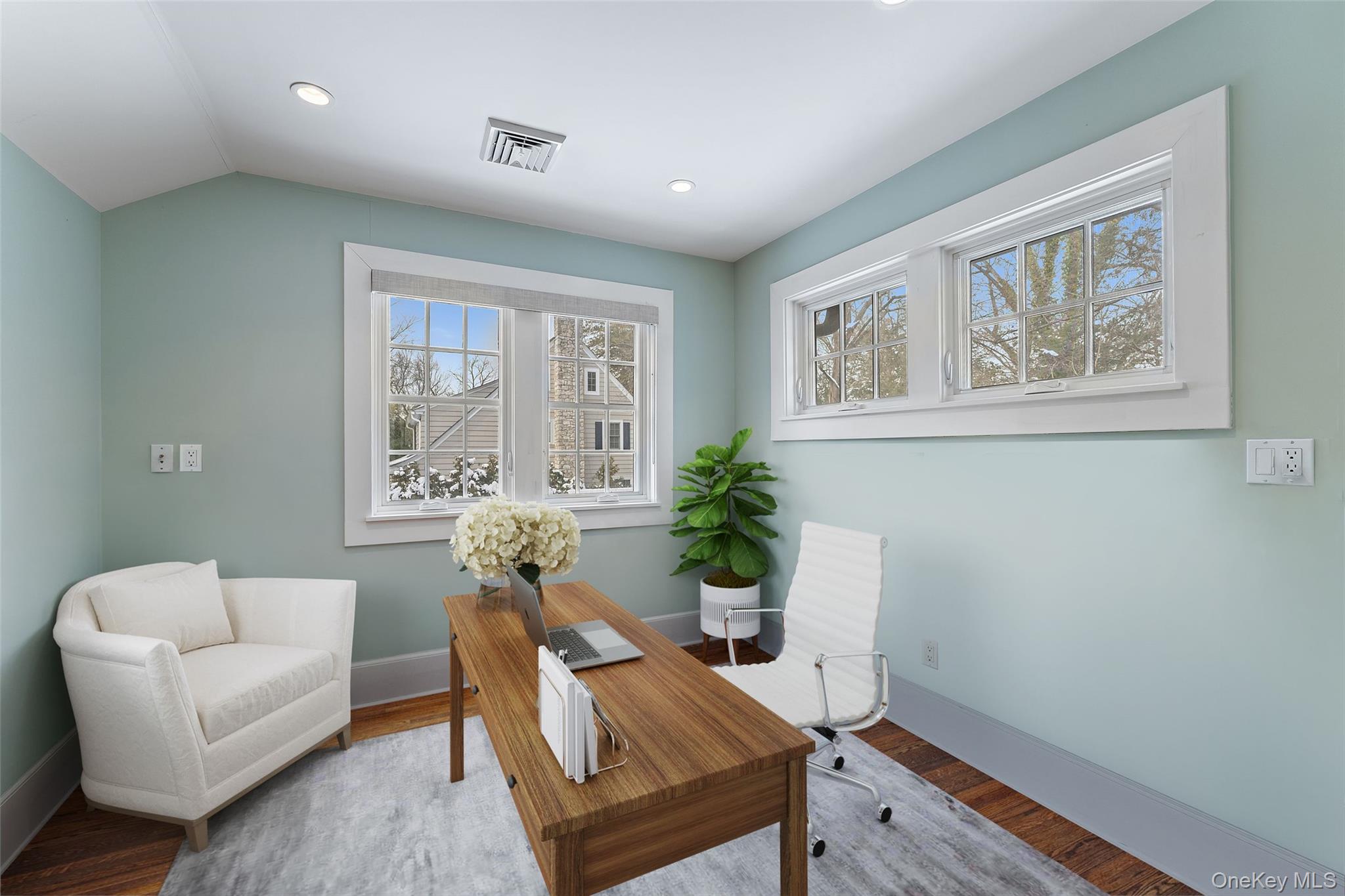 #18 photo, 1 Elmdorf Drive, Scarsdale , NY 10583