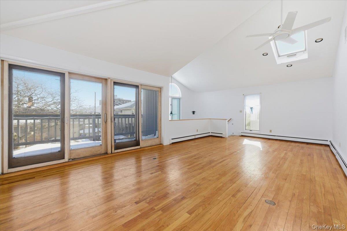 #5 photo, 113 Belmont Avenue, 長島 長灘 Long Beach , NY 11561