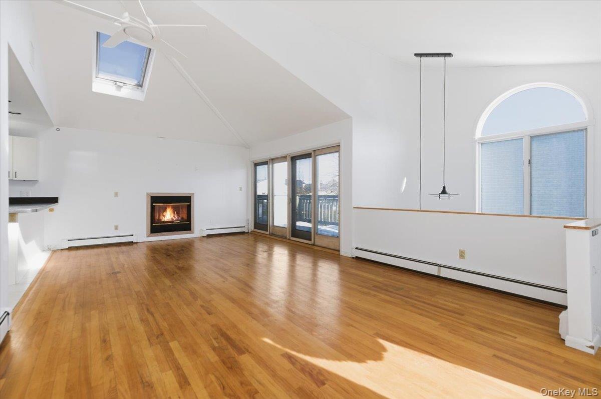 #7 photo, 113 Belmont Avenue, 長島 長灘 Long Beach , NY 11561