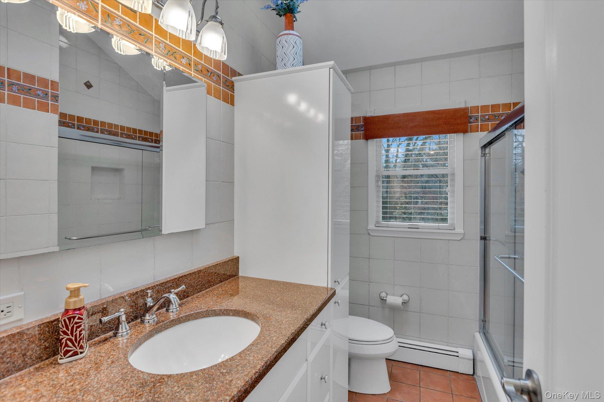 #16 photo, 6 Longford Street, Huntington , NY 11743