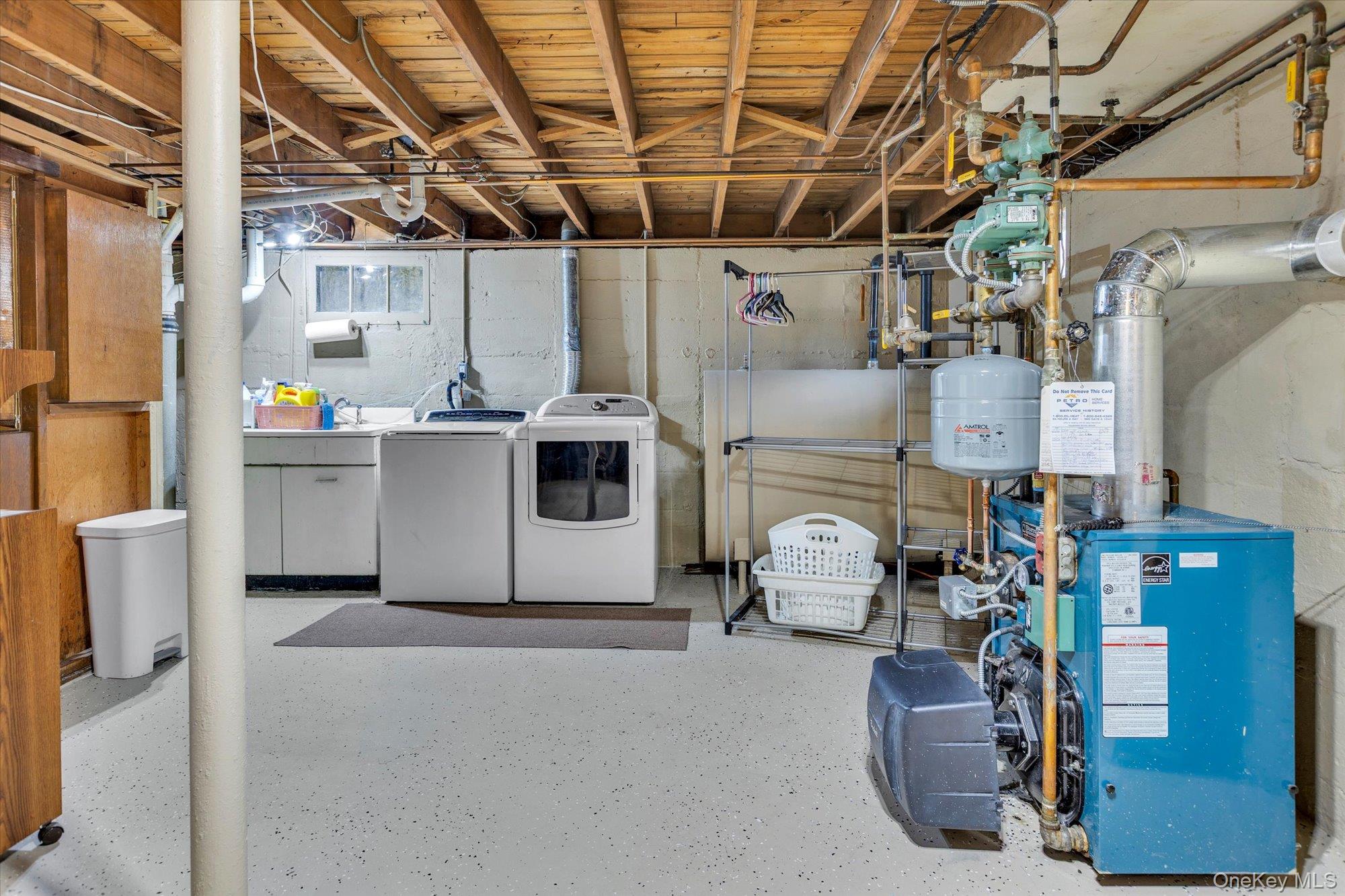 #19 photo, 6 Longford Street, Huntington , NY 11743