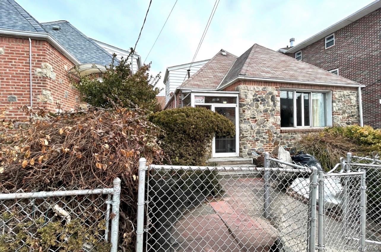 #1 photo, 54-07 84th Street, 뉴욕퀸즈 Elmhurst , NY 11373