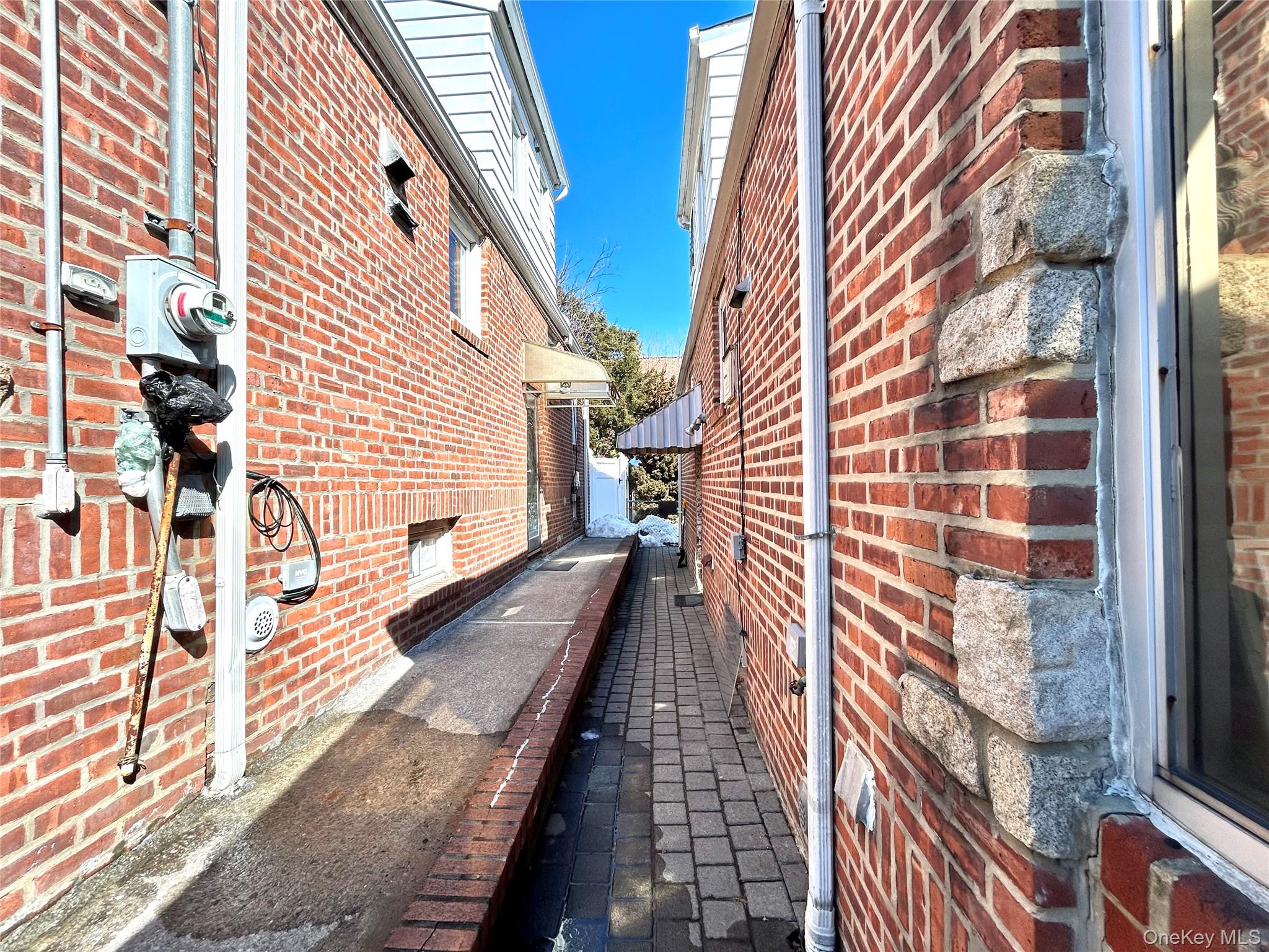 #18 photo, 54-07 84th Street, 뉴욕퀸즈 Elmhurst , NY 11373