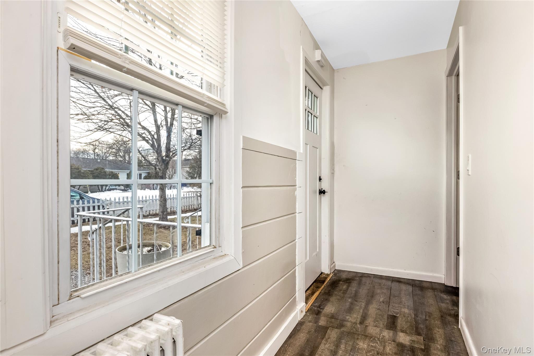 #15 photo, 97 Berry Street, 東長島 Lindenhurst , NY 11757