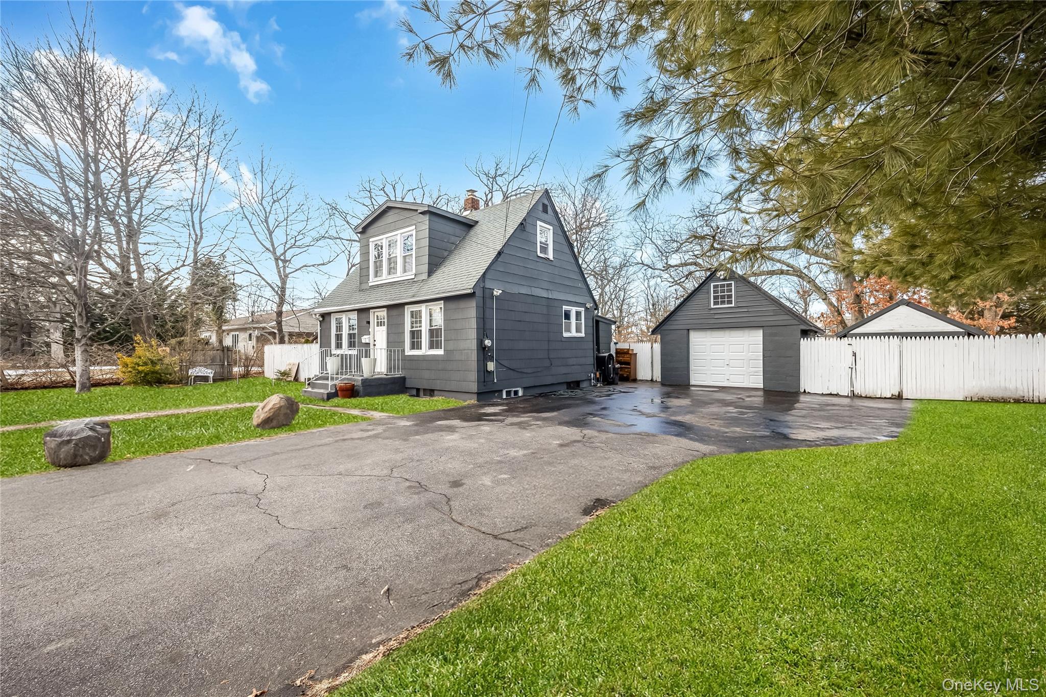 #6 photo, 97 Berry Street, 東長島 Lindenhurst , NY 11757