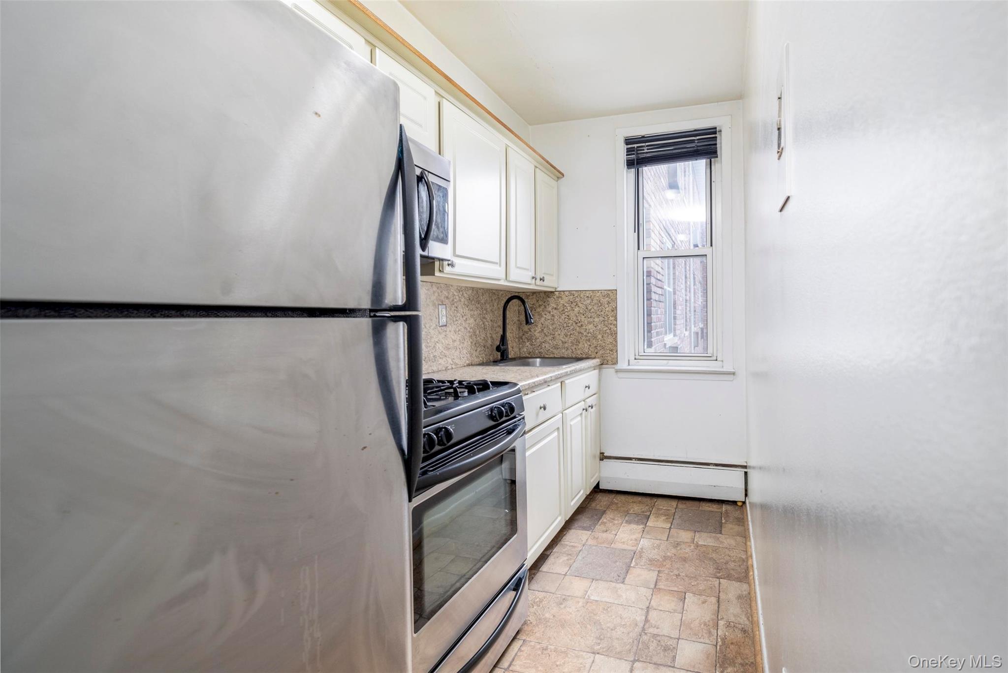 #12 photo, 30 Daley Place, Lynbrook , NY 11563