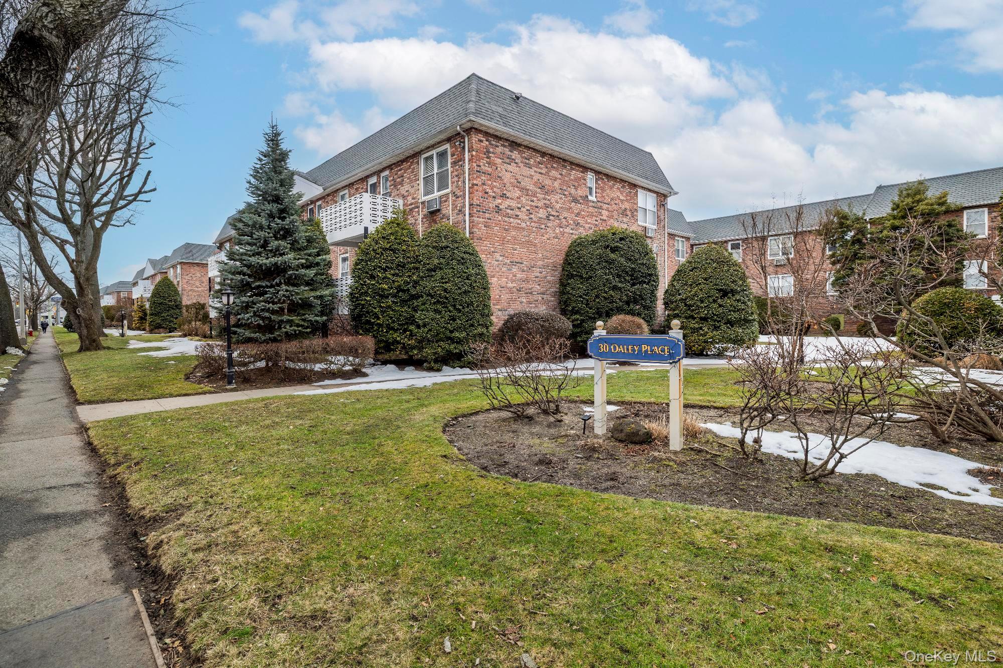 #3 photo, 30 Daley Place, Lynbrook , NY 11563