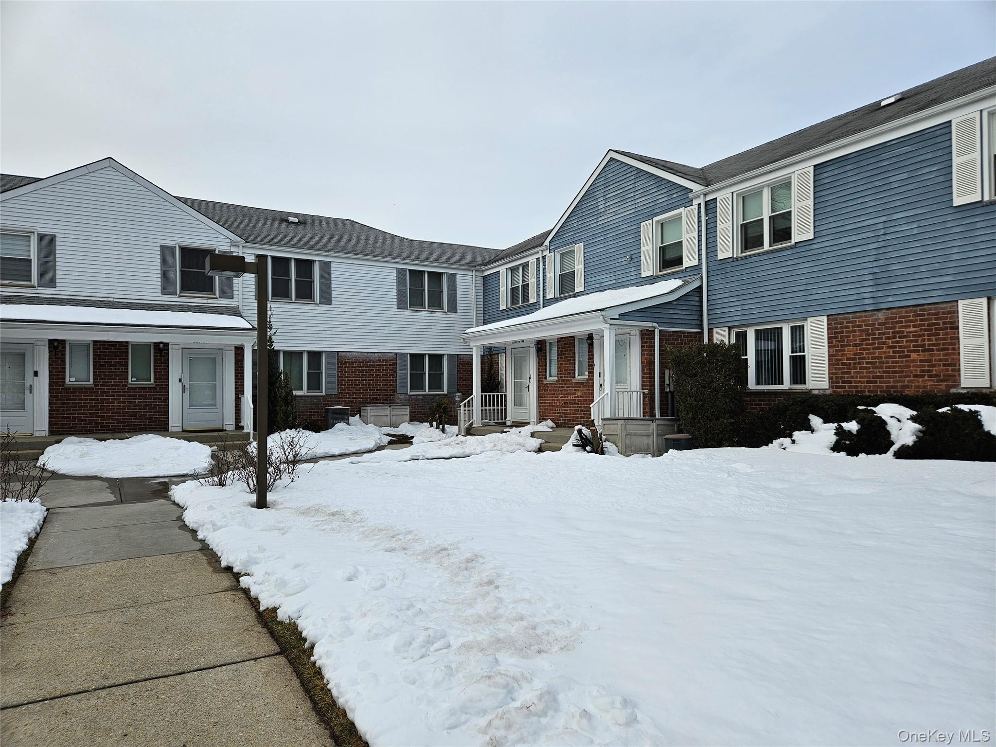 #1 photo, 229-09 69th Avenue, קווינס Bayside , NY 11364