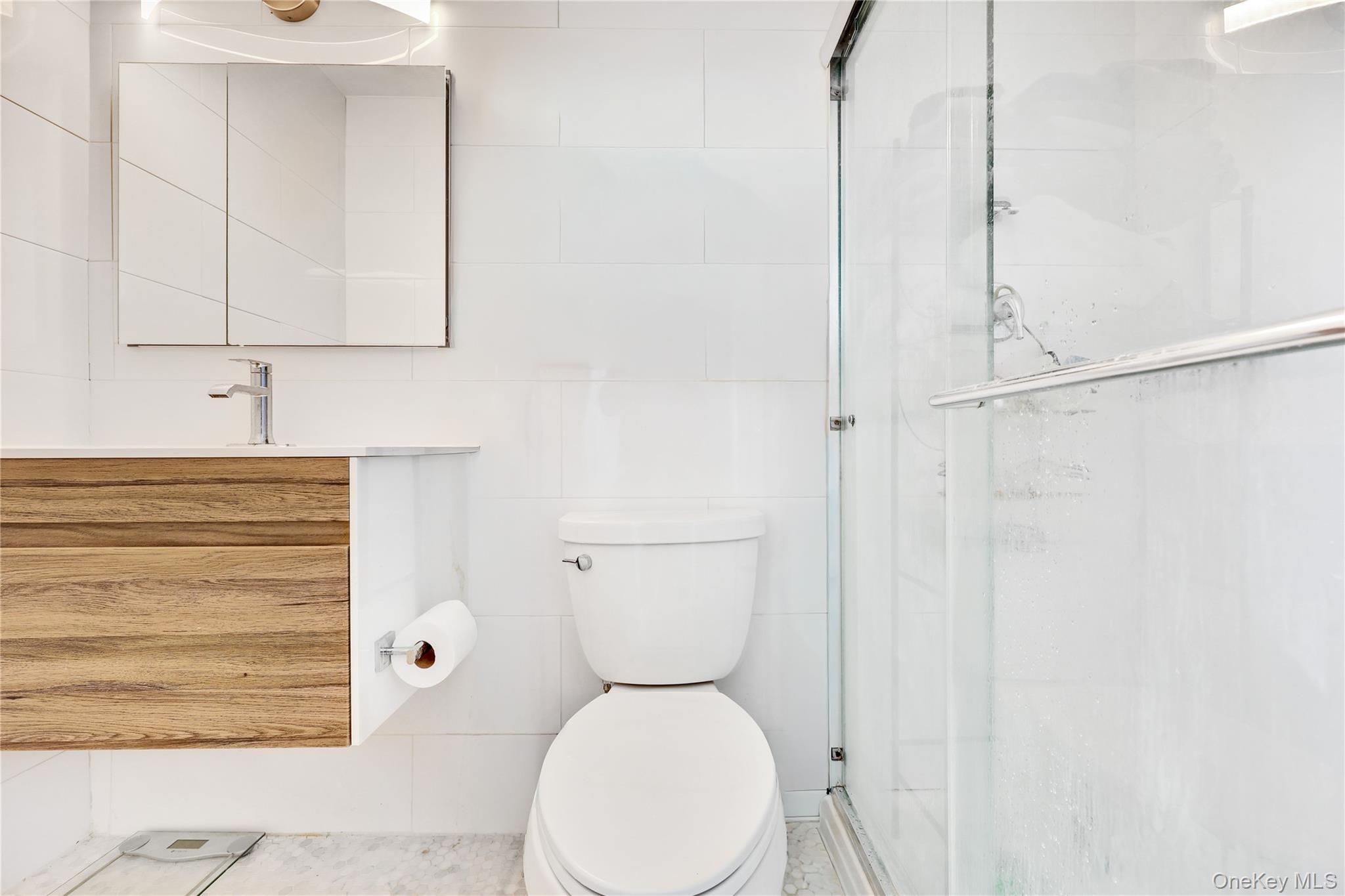 #12 photo, 229-09 69th Avenue, 皇后區 貝塞 Bayside , NY 11364