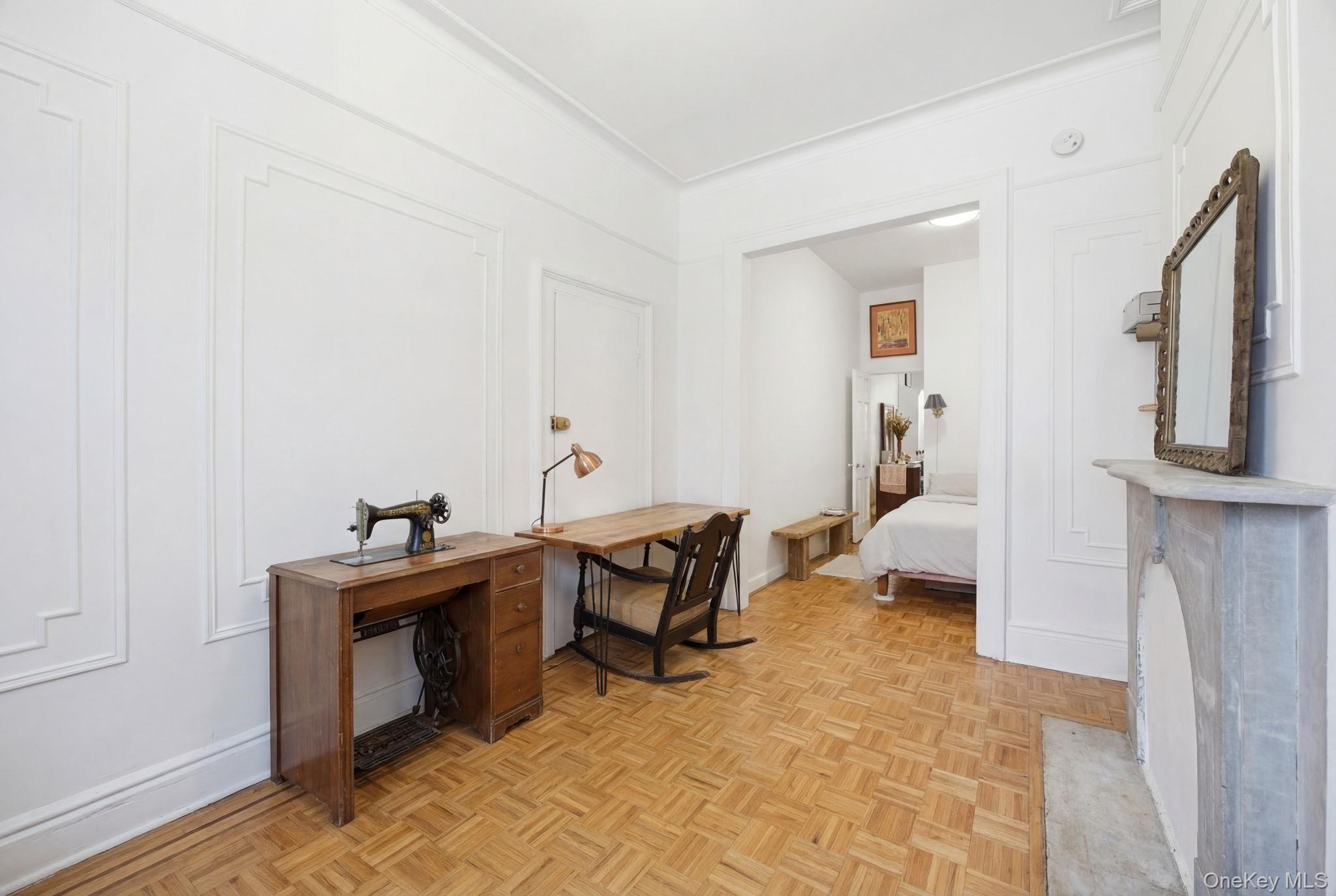 #13 photo, 596 Humboldt Street, Бруклин ‖ Brooklyn , NY 11222