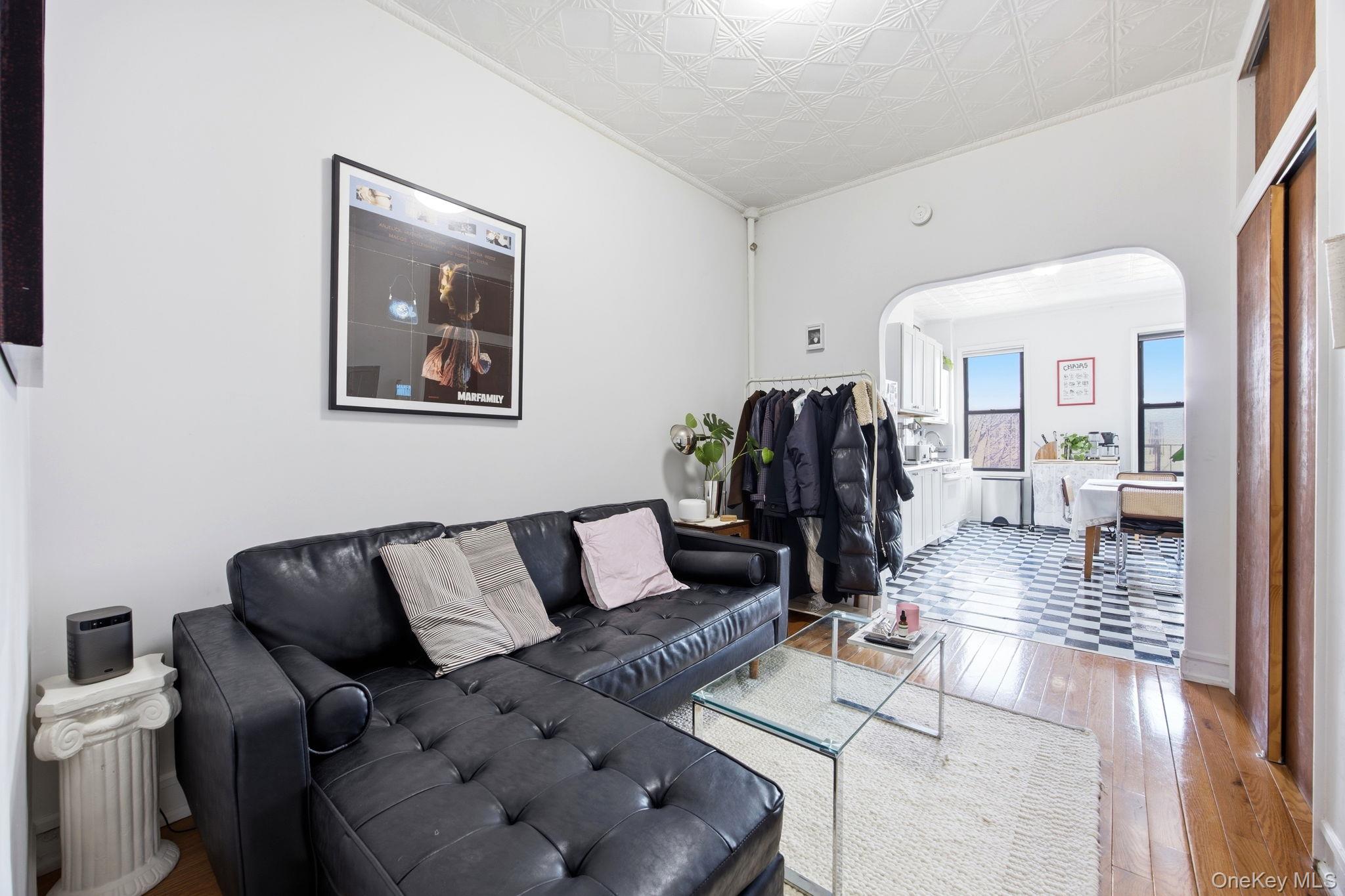 #5 photo, 596 Humboldt Street, Бруклин ‖ Brooklyn , NY 11222