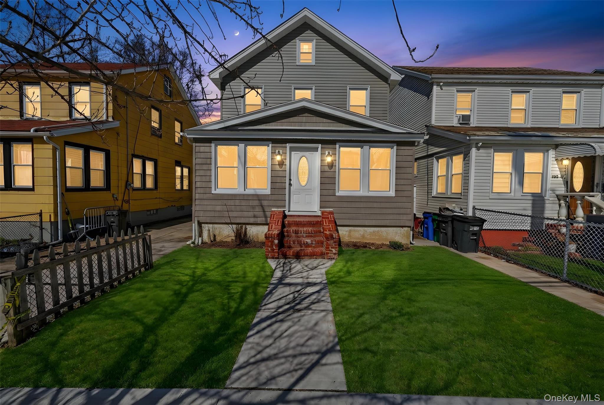 #20 photo, 190-15 112th Avenue, Saint Albans , NY 11412