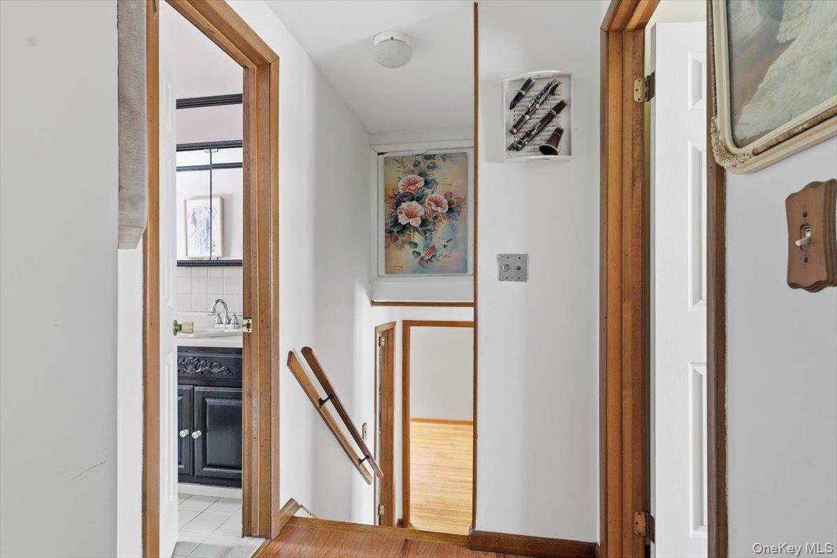 #13 photo, 4 Karp Drive, سوفولك Islip Terrace , NY 11752