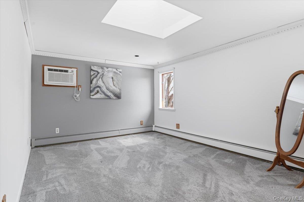 #16 photo, 4 Karp Drive, سوفولك Islip Terrace , NY 11752