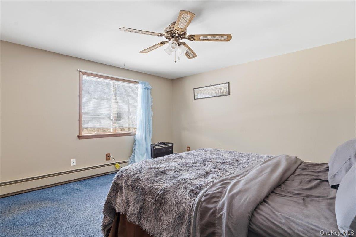 #17 photo, 4 Karp Drive, سوفولك Islip Terrace , NY 11752