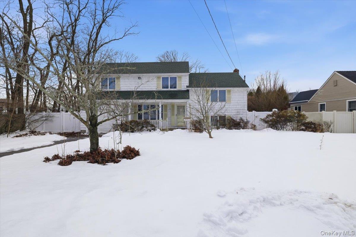 #2 photo, 4 Karp Drive, سوفولك Islip Terrace , NY 11752