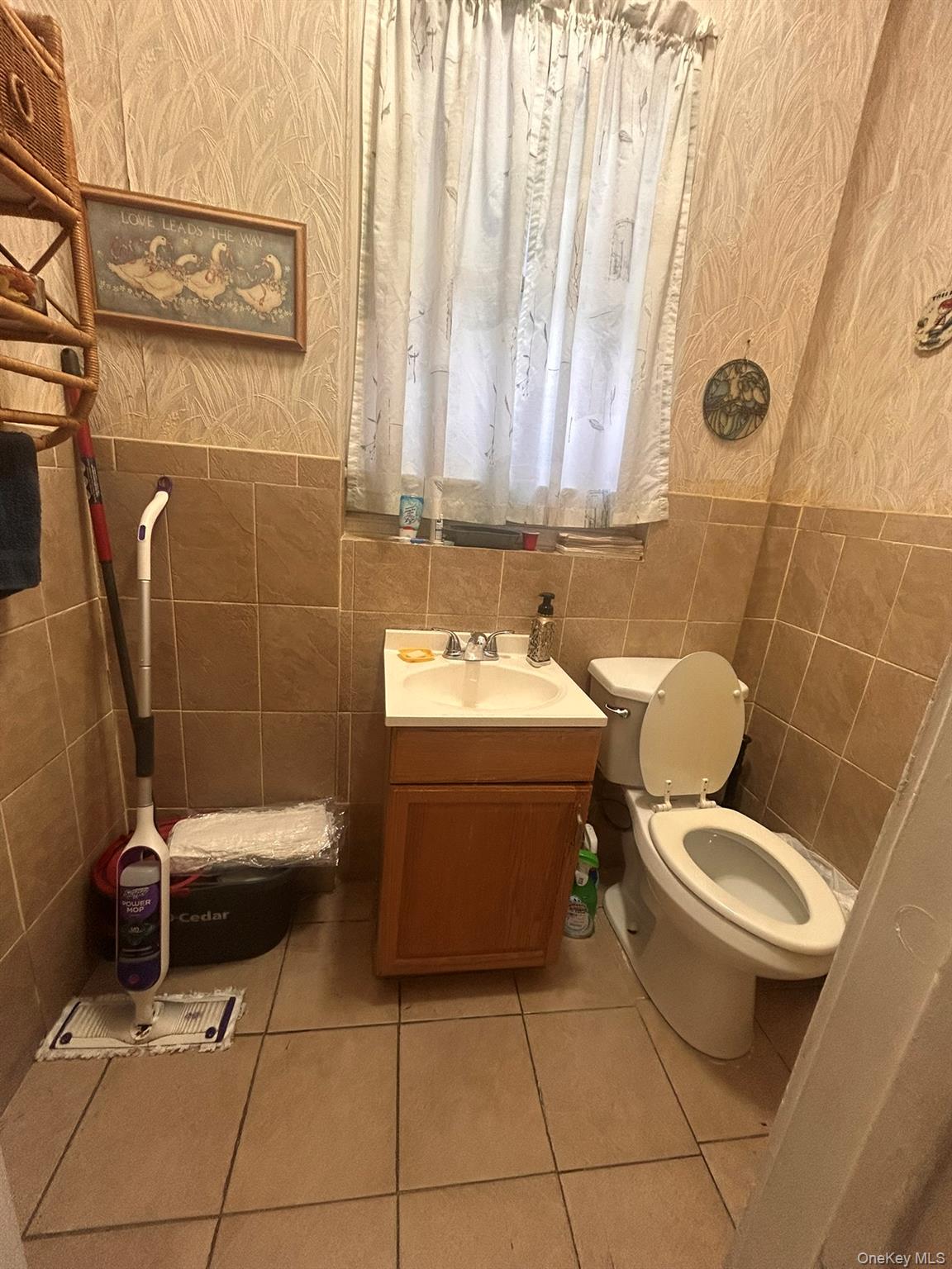 #6 photo, 10935 122nd Street, South Ozone Park , NY 11420