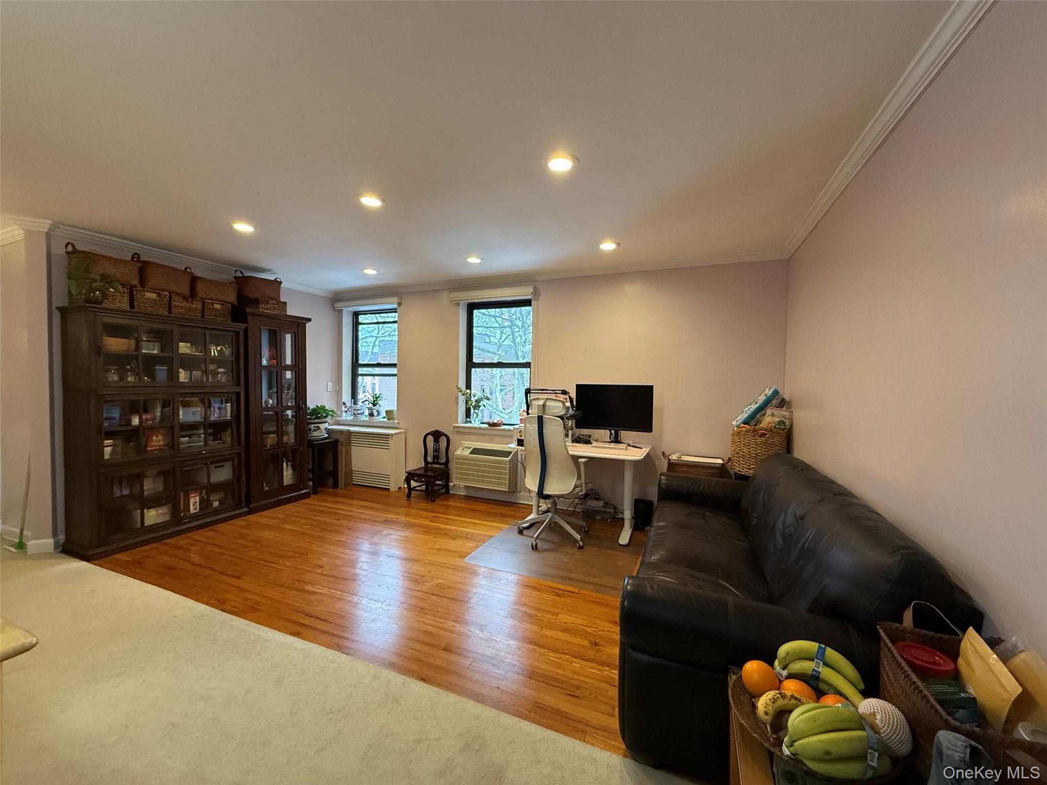 #4 photo, 215-19 48th Avenue, Oakland Gardens , NY 11364