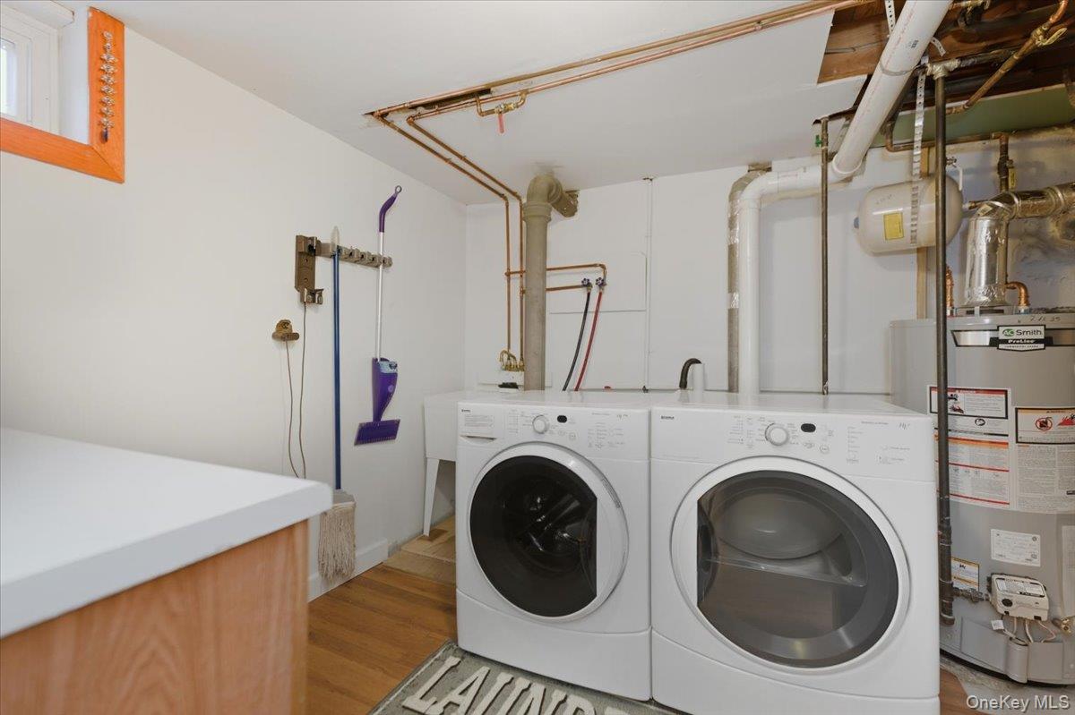 #19 photo, 10 Darnley Place, Huntington Station , NY 11746