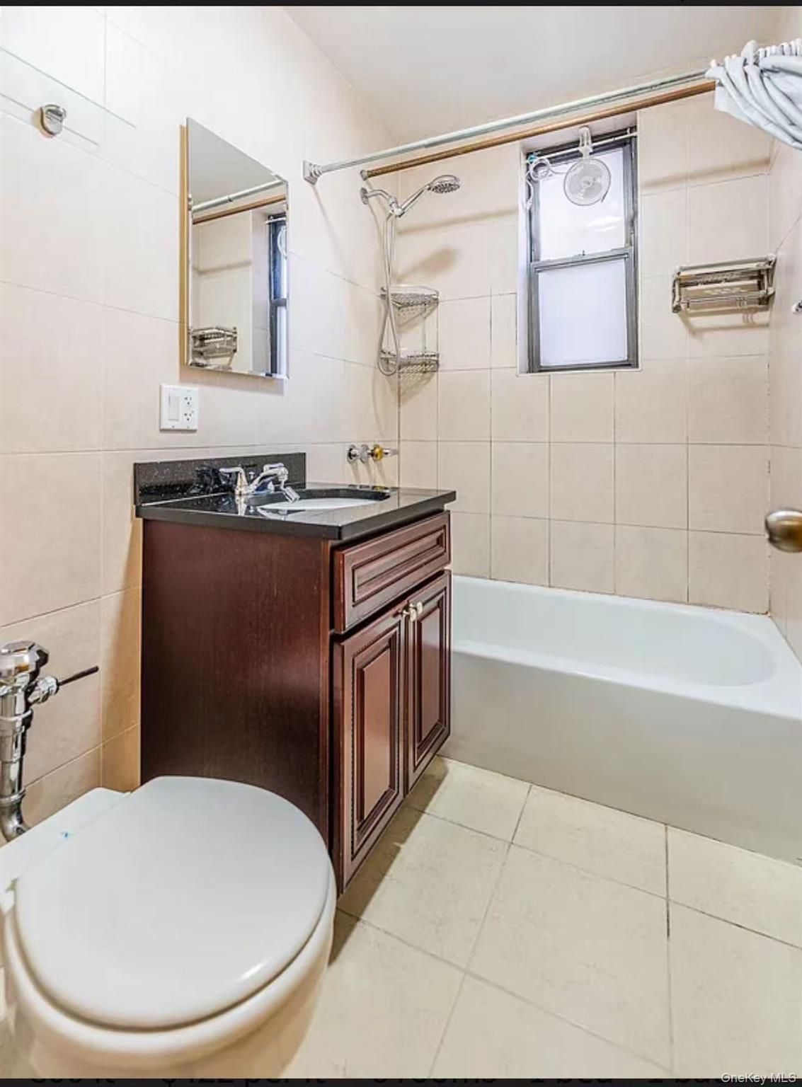 #8 photo, 4018 Hampton Street, Elmhurst , NY 11373