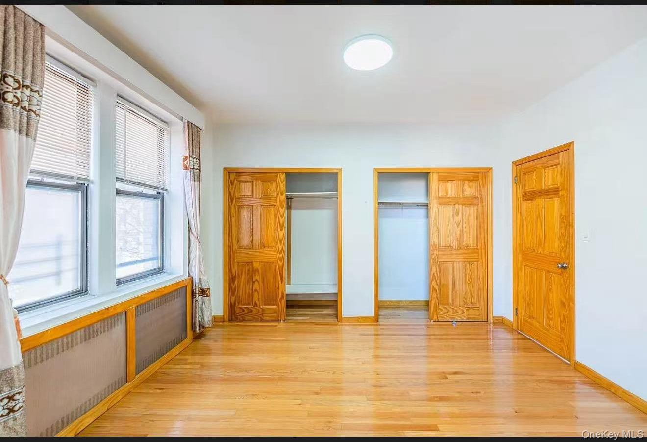 #9 photo, 4018 Hampton Street, Elmhurst , NY 11373