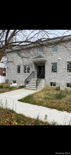 #1 photo, 201-05 17th Avenue, Bayside , NY 11360