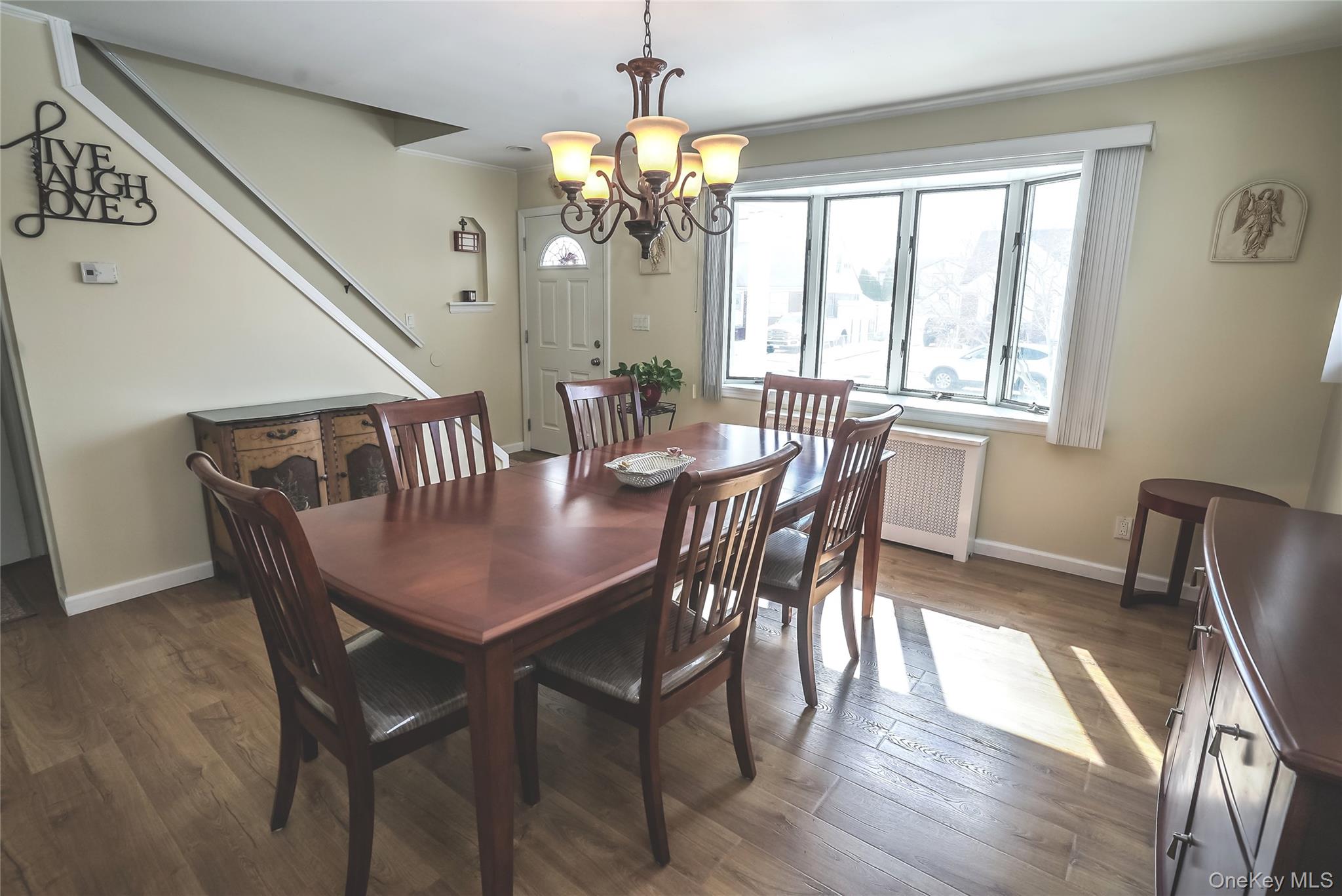 #5 photo, 2377 1st Street, מחוז נסאו East Meadow , NY 11554