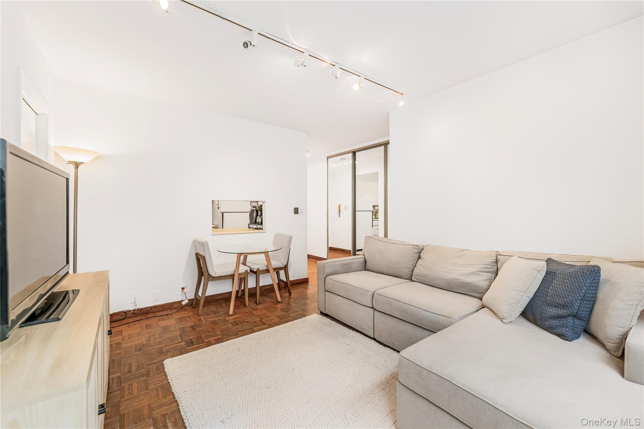 #12 photo, 420 E 58th Street, מנהטן New York (Manhattan) , NY 10022