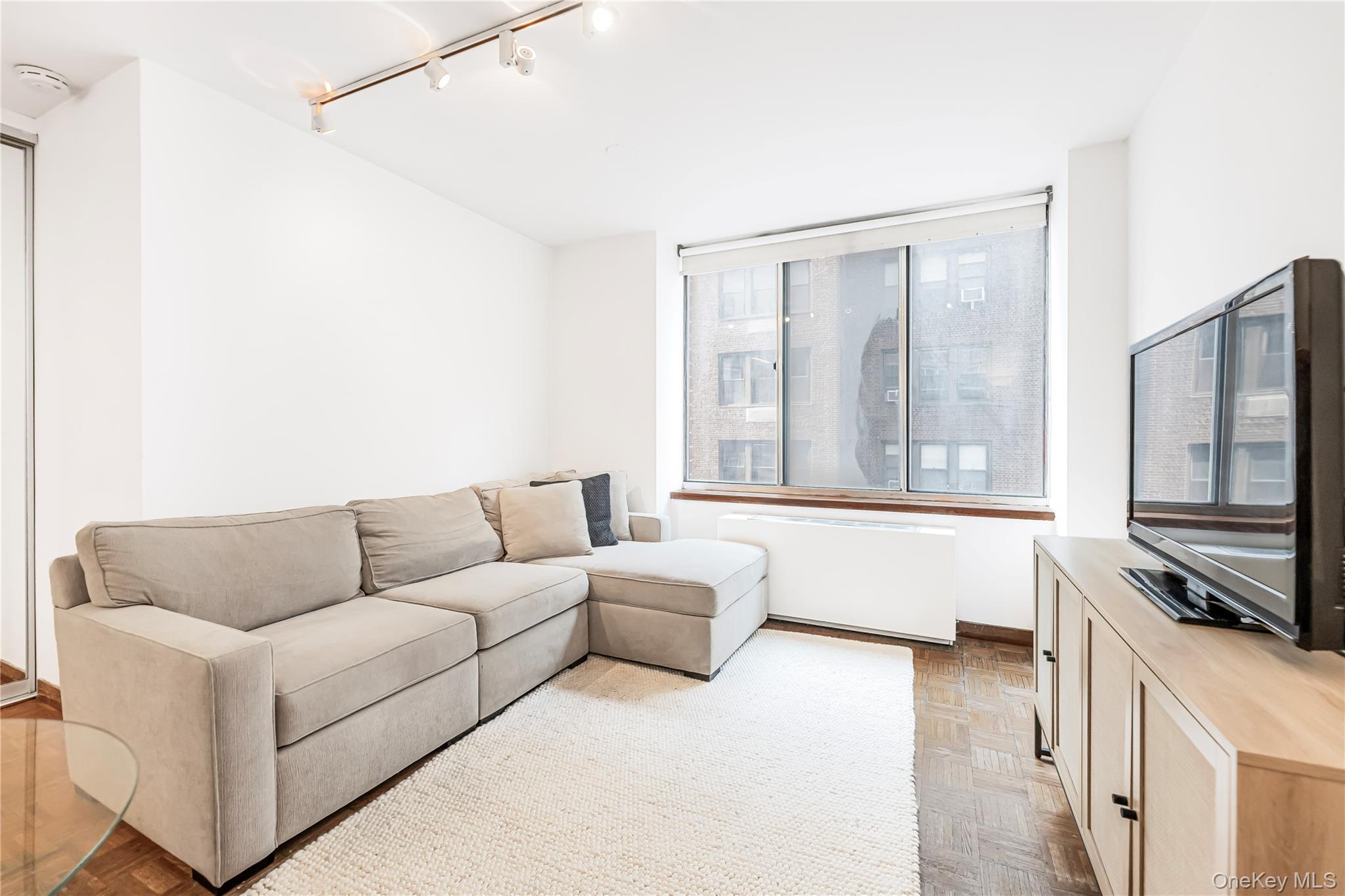 #13 photo, 420 E 58th Street, מנהטן New York (Manhattan) , NY 10022