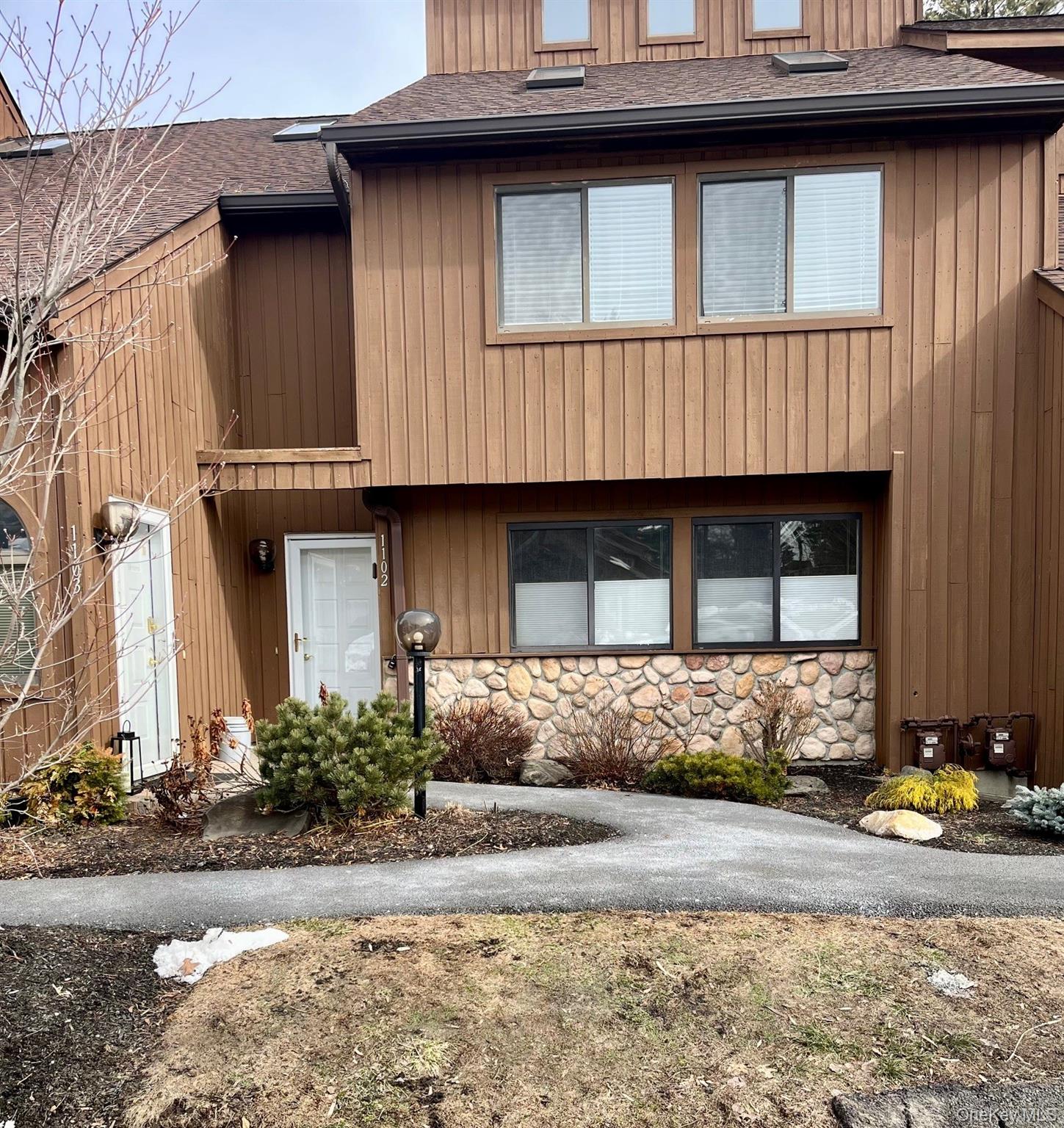 #1 photo, 1102 Scenic Lane, Poughkeepsie , NY 12603