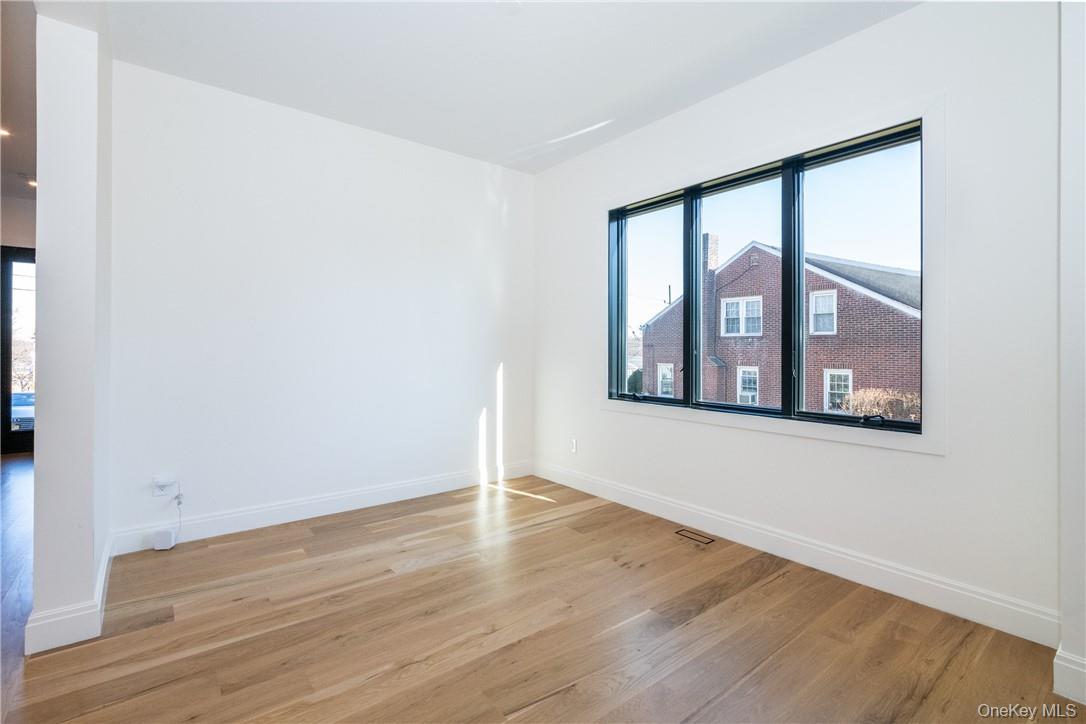 #11 photo, 23 Poplar Street, Elmsford , NY 10523