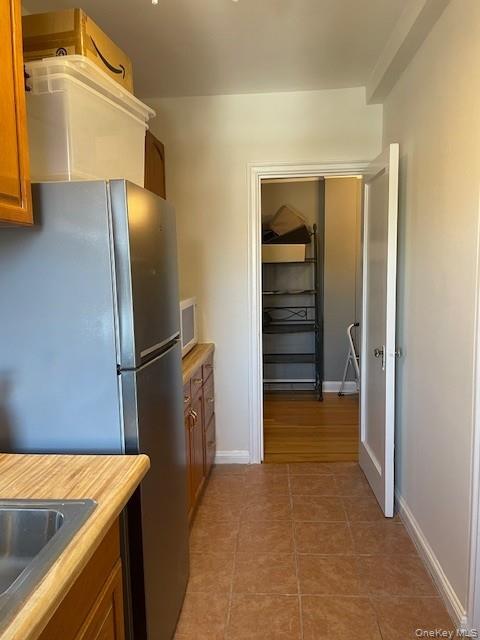 #2 photo, 300 Main Street, White Plains , NY 10601