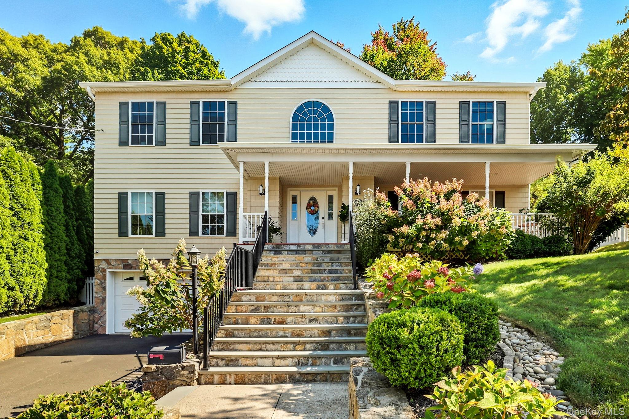 #1 photo, 94 Holland Place, Hartsdale , NY 10530