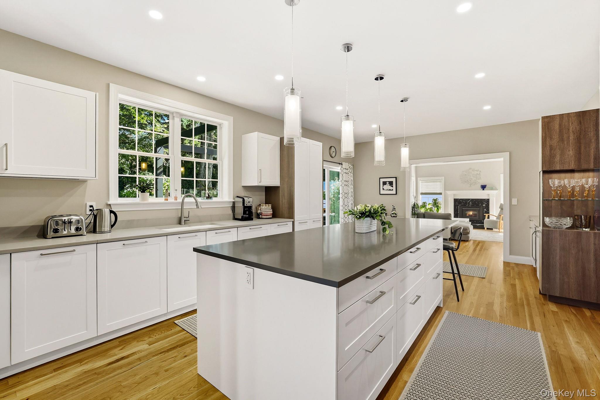 #6 photo, 94 Holland Place, Hartsdale , NY 10530