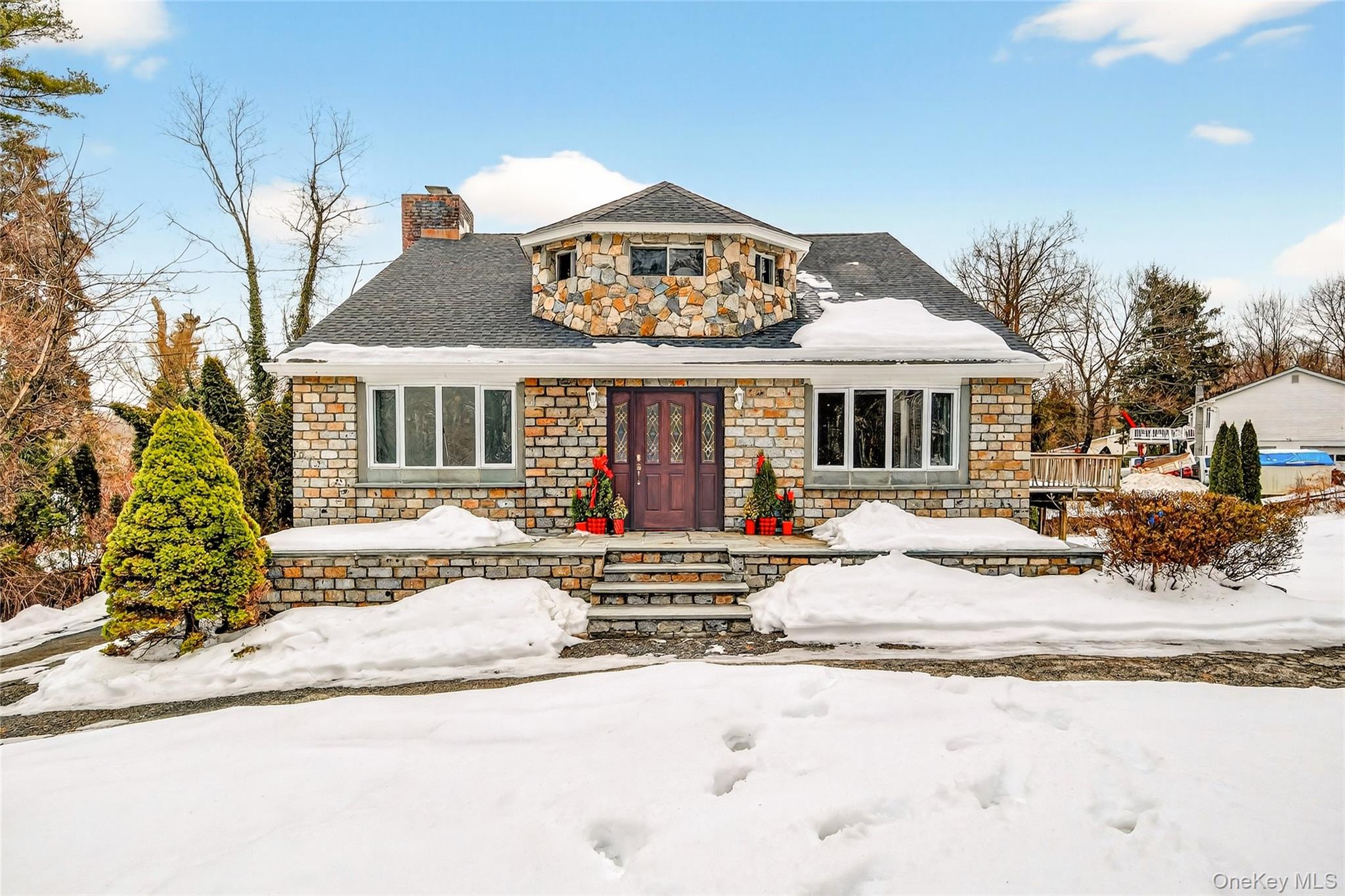 #1 photo, 24 Old Knollwood Road, White Plains , NY 10607