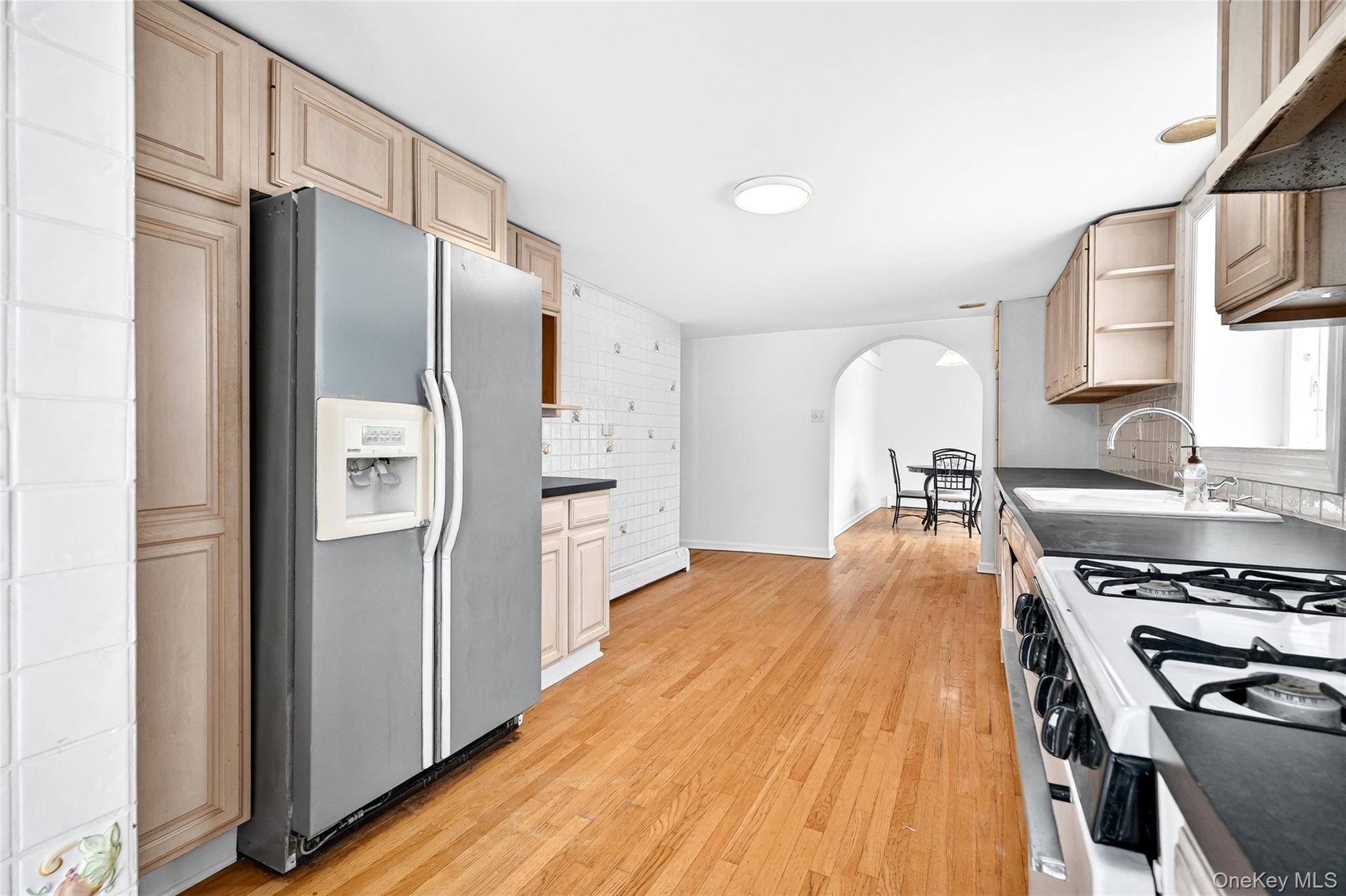 #7 photo, 24 Old Knollwood Road, White Plains , NY 10607