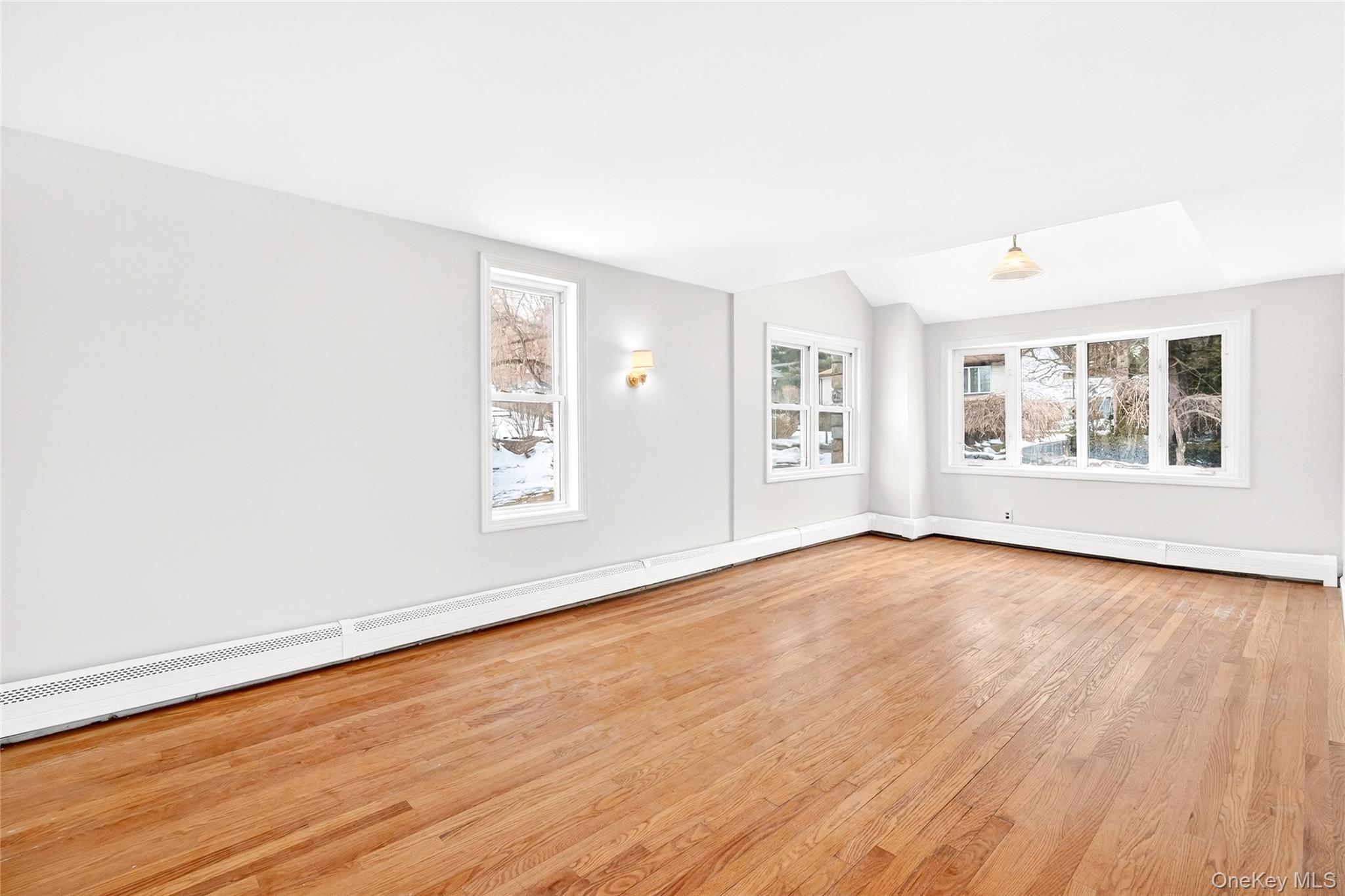 #9 photo, 24 Old Knollwood Road, White Plains , NY 10607