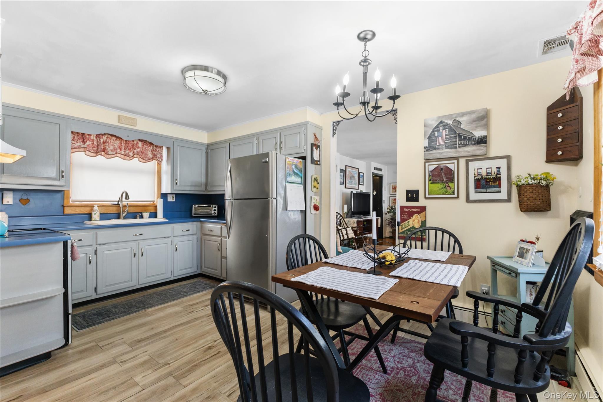 #9 photo, 93 Albany Street, Poughkeepsie , NY 12601