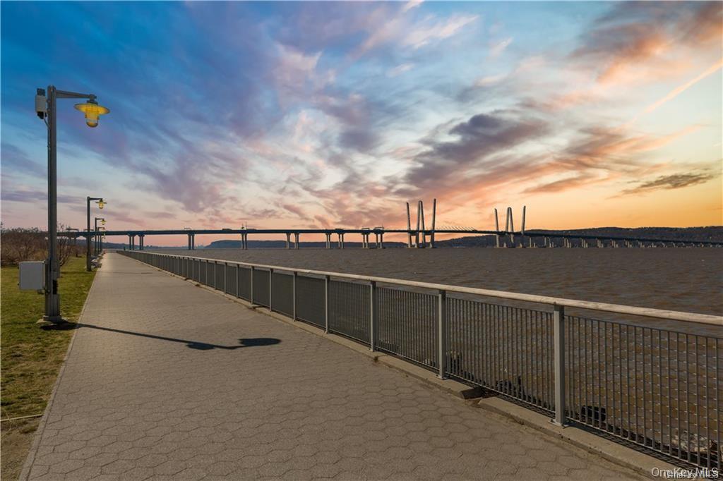 #4 photo, 18 Rivers Edge Drive, Tarrytown , NY 10591