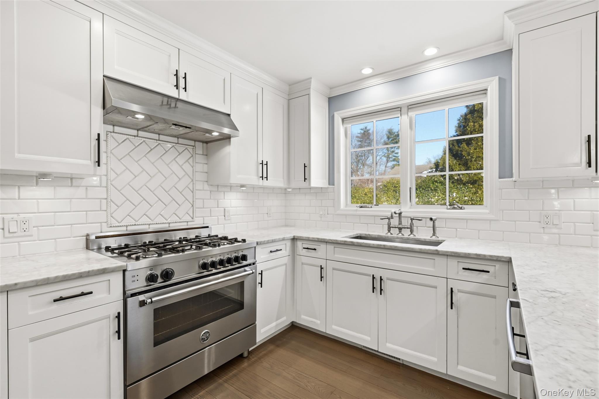 #9 photo, 15 Elm Hill Drive, Rye Brook , NY 10573