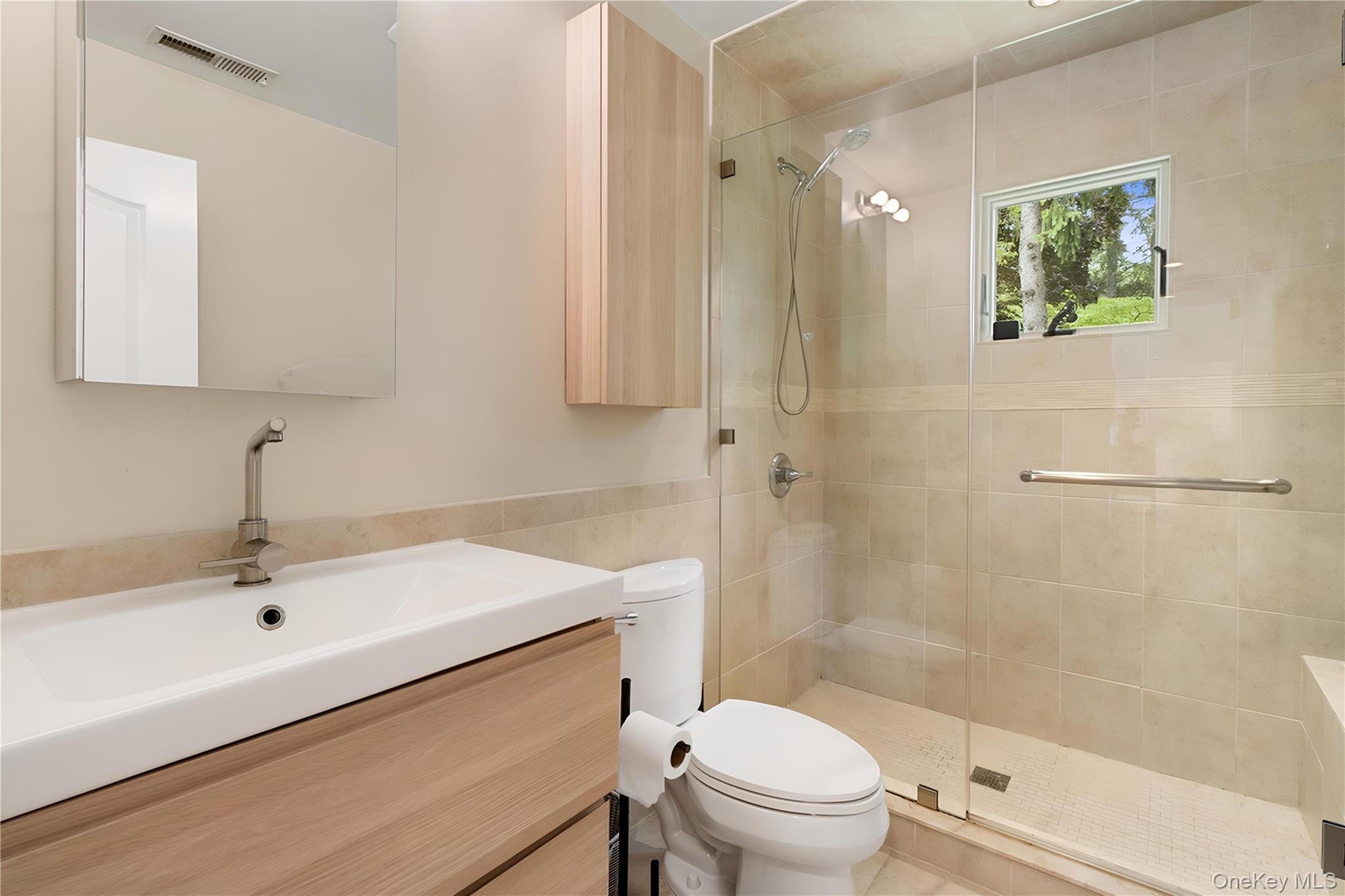 #17 photo, 33 Hillandale Road, Rye Brook , NY 10573