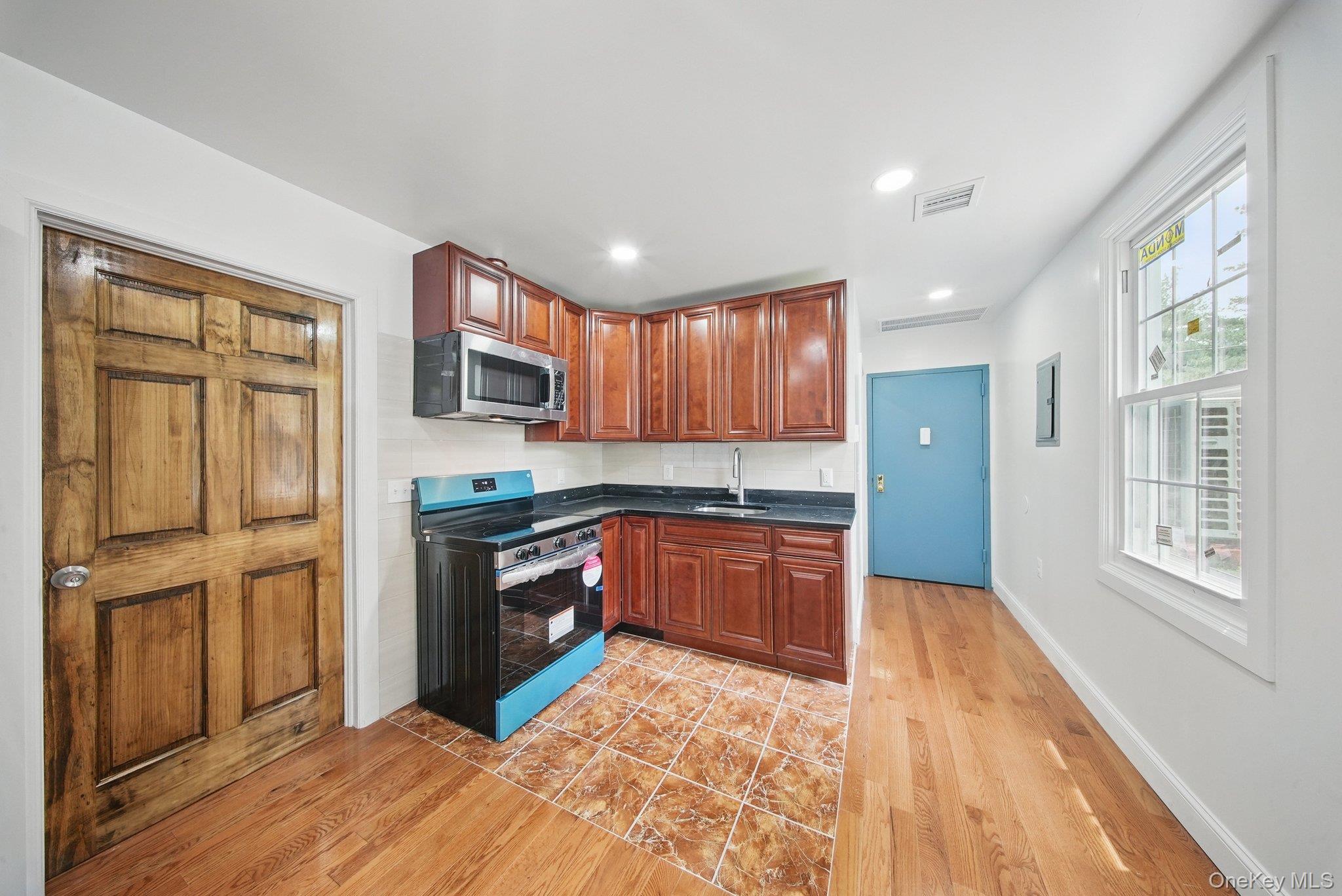 #3 photo, 14 Yankee Place, Ellenville , NY 12428