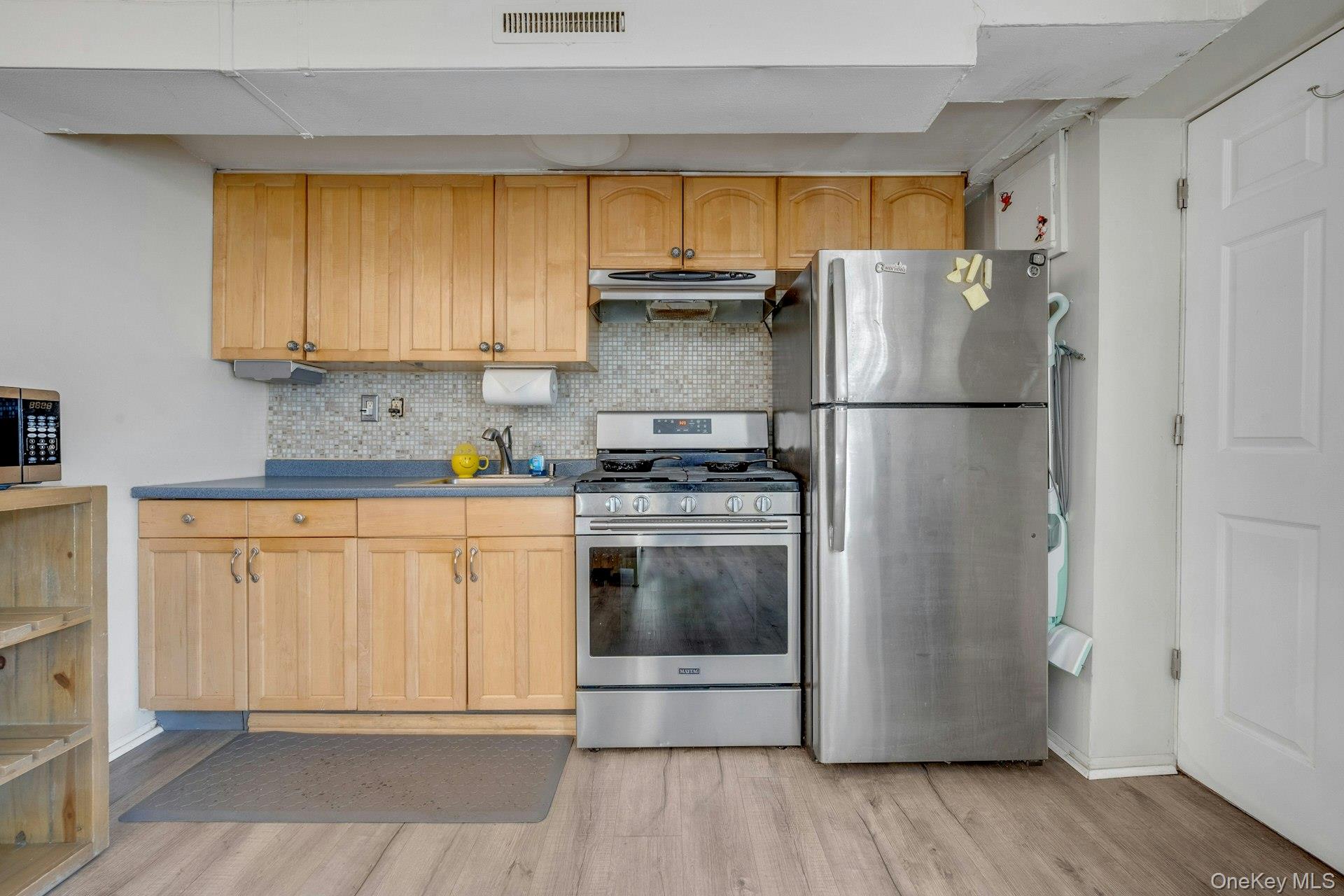 #18 photo, 156 Revere Avenue, Bronx , NY 10465