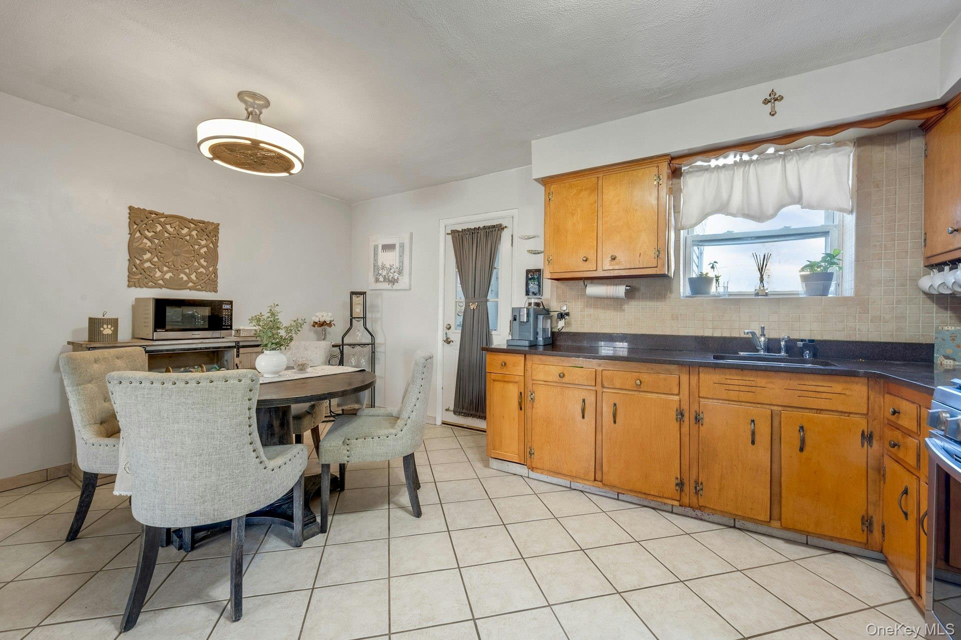 #7 photo, 156 Revere Avenue, Bronx , NY 10465