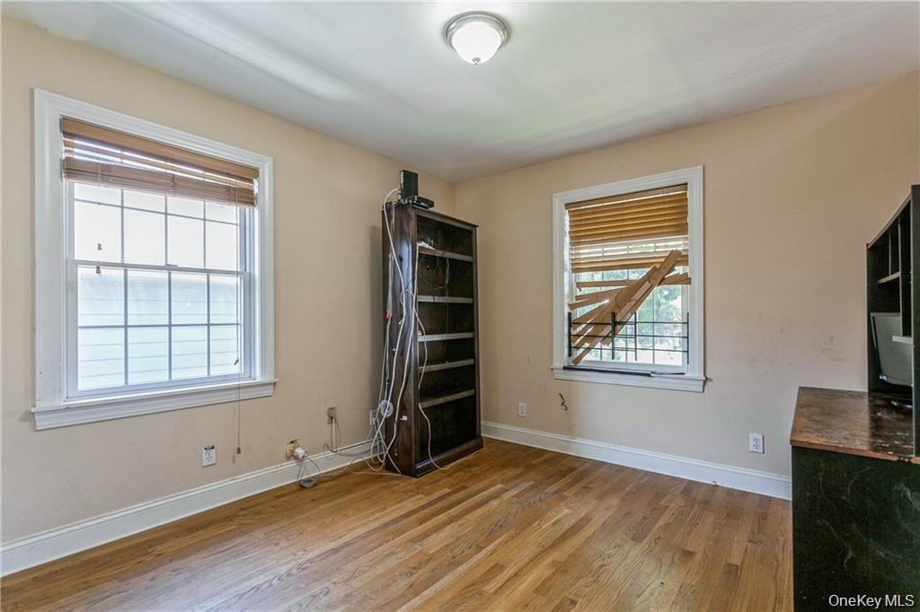 #18 photo, 39 Croydon Road, Yonkers , NY 10710